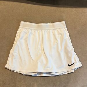 White Nike tennis skirt